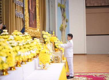 สหกรณ์จังหวัดบุรีรัมย์ เข้าร่วมงานรัฐพิธีวางพานพุ่มดอกไม้สด ... พารามิเตอร์รูปภาพ 1