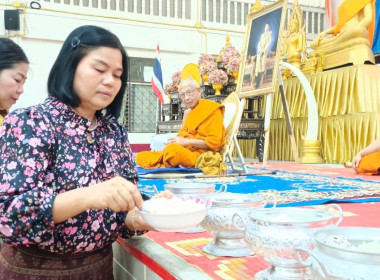 สหกรณ์จังหวัดบุรีรัมย์ เข้าร่วมพิธีทำบุญตักบาตร ... พารามิเตอร์รูปภาพ 14