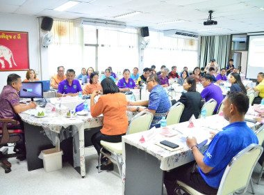 ประชุมคณะทำงานส่งเสริมพัฒนาอาชีพและการตลาด จังหวัดบุรีรัมย์ ... พารามิเตอร์รูปภาพ 14