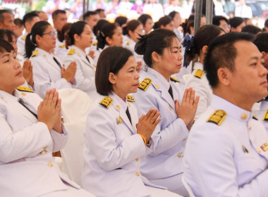 พิธีทำบุญตักบาตรถวายพระราชกุศล ... พารามิเตอร์รูปภาพ 7