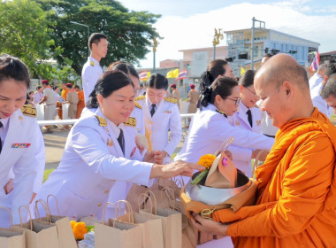 สหกรณ์จังหวัดบุรีรัมย์ เข้าร่วมพิธีทำบุญตักบาตร พระสงฆ์ ... พารามิเตอร์รูปภาพ 10