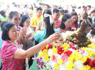 สหกรณ์จังหวัดบุรีรัมย์ ร่วมกิจกรรมสืบสานประเพณีสงกรานต์ ... พารามิเตอร์รูปภาพ 1