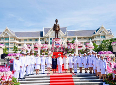 สหกรณ์จังหวัดบุรีรัมย์ เข้าร่วมพิธีวางพวงมาลาถวายราชสักการะ ... พารามิเตอร์รูปภาพ 9