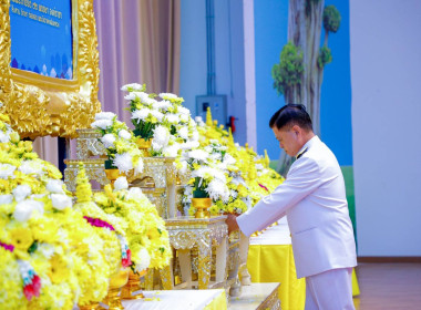 สหกรณ์จังหวัดบุรีรัมย์ ร่วมพิธีวางพานพุ่มดอกไม้สด ... พารามิเตอร์รูปภาพ 1