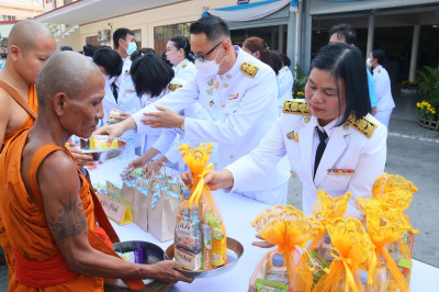 เข้าร่วมกิจกรรมน้อมรำลึกในพระกรุณาธิคุณเนื่องในโอกาสเฉลิมฉลองวาระครบรอบ 100 ปี วันประสูติสมเด็จพระเจ้าพี่นางเธอ เจ้าฟ้ากัลยาณิวัฒนา กรมหลวงนราธิวาสราชนครินทร์ ... พารามิเตอร์รูปภาพ 1