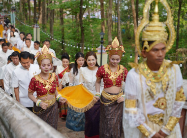 กิจกรรมรำสักการะพระสุภัทรบพิตร ... พารามิเตอร์รูปภาพ 8