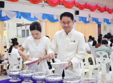 สหกรณ์จังหวัดบุรีรัมย์ ร่วมทำบุญตักบาตร เข้าวัดปฏิบัติธรรม ... พารามิเตอร์รูปภาพ 3