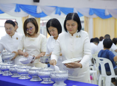 สหกรณ์จังหวัดบุรีรัมย์ ร่วมทำบุญตักบาตร เข้าวัดปฏิบัติธรรม ... พารามิเตอร์รูปภาพ 7