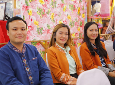 สหกรณ์จังหวัดบุรีรัมย์ร่วมงานเปิดกิจกรรม ... พารามิเตอร์รูปภาพ 7