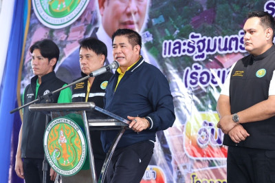 ร้อยเอก ธรรมนัส พรหมเผ่า รองนายกรัฐมนตรี และ รมว.เกษตรฯ ... พารามิเตอร์รูปภาพ 1