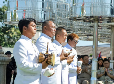 นายกรัฐมนตรี “อนุทิน” เป็นประธานในพิธี ปิดทองฉัตร 9 ชั้น ... พารามิเตอร์รูปภาพ 14