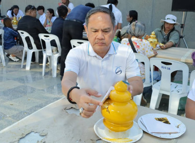 สหกรณ์จังหวัดบุรีรัมย์ ร่วมพิธีปิดทองฉัตร 9 ชั้น 364 ต้น ... พารามิเตอร์รูปภาพ 1