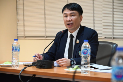 อธิบดีกรมส่งเสริมสหกรณ์ หารือร่วมกับ นายวุฒิพงศ์ เนียมหอม ... พารามิเตอร์รูปภาพ 1