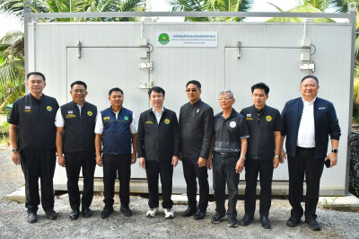 อธิบดีกรมส่งเสริมสหกรณ์ พร้อมด้วย ... พารามิเตอร์รูปภาพ 1