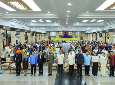 สหกรณ์จังหวัดบุรีรัมย์ พิธีวางพานพุ่มดอกไม้สด ... พารามิเตอร์รูปภาพ 18