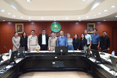 อธิบดีกรมส่งเสริมสหกรณ์ ร่วมพูดคุยหารือ ร่วมกับนายมาโนช ... พารามิเตอร์รูปภาพ 1