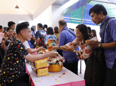 สหกรณ์จังหวัดบุรีรัมย์ พร้อมด้วยข้าราชการ พนักงานราชการ ... พารามิเตอร์รูปภาพ 9