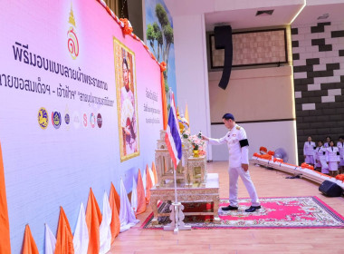 สหกรณ์จังหวัดบุรีรัมย์ ร่วมพิธีมอบแบบลายผ้าพระราชทาน ปี ... พารามิเตอร์รูปภาพ 3