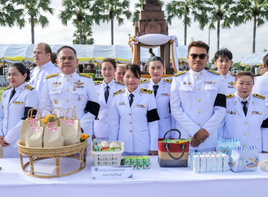 สหกรณ์จังหวัดบุรีรัมย์ ร่วมพิธีทำบุญตักบาตร ... พารามิเตอร์รูปภาพ 6