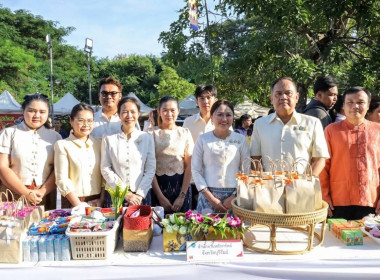 สหกรณ์จังหวัดบุรีรัมย์ ร่วมทำบุญตักบาตรเทโวโรหณะ ... พารามิเตอร์รูปภาพ 11