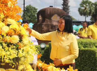 ร่วมพิธีวางพวงมาลัยดอกไม้ถวายสักการะพระบรมรูปพระบาทสมเด็จพระบรมชนกาธิเบศร มหาภูมิพลอดุลยเดชมหาราช บรมนาถบพิตร ... พารามิเตอร์รูปภาพ 3