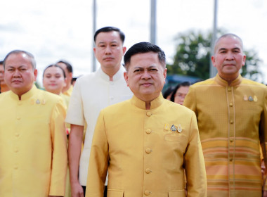 ร่วมพิธีวางพวงมาลัยดอกไม้ถวายสักการะพระบรมรูปพระบาทสมเด็จพระบรมชนกาธิเบศร มหาภูมิพลอดุลยเดชมหาราช บรมนาถบพิตร ... พารามิเตอร์รูปภาพ 1