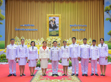 เข้าร่วมพิธีวางพานพุ่มดอกไม้สดถวายราชสักการะแด่พระบาทสมเด็จพระบรมชนกาธิเบศร มหาภูมิพลอดุลยเดชมหาราช บรมนาถบพิตร เนื่องใน “วันพระบิดาแห่งฝนหลวง” ... พารามิเตอร์รูปภาพ 9