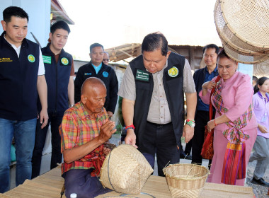 รมช. กระทรวงเกษตรและสหกรณ์ ลงพื้นที่เยี่ยมเยือนพบปะ ... พารามิเตอร์รูปภาพ 7