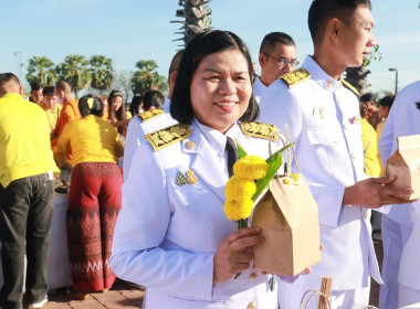 เข้าร่วมพิธีเจริญพระพุทธมนต์และทำบุญตักบาตร ... พารามิเตอร์รูปภาพ 7