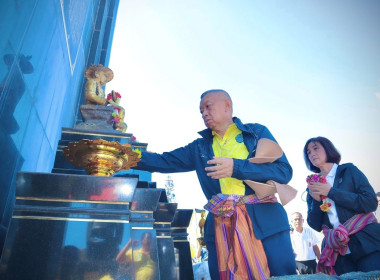 ร่วมกิจกรรมสวดพระพุทธมนต์ พระสงฆ์ 20 รูป และพิธียกยอดฉัตร ... พารามิเตอร์รูปภาพ 1