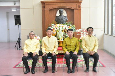 สักการะพระอนุสาวรีย์ พระราชวรวงค์เธอ กรมหมื่นพิทยาลงกรณ์ ... พารามิเตอร์รูปภาพ 1